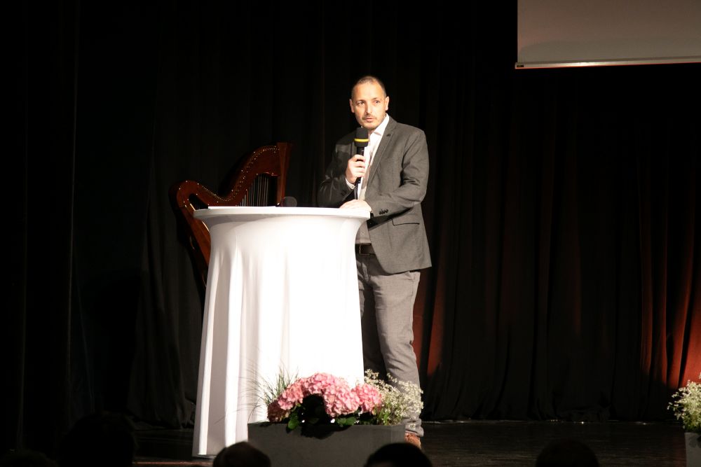 2025_25.Jahr.Feier  (2).jpg